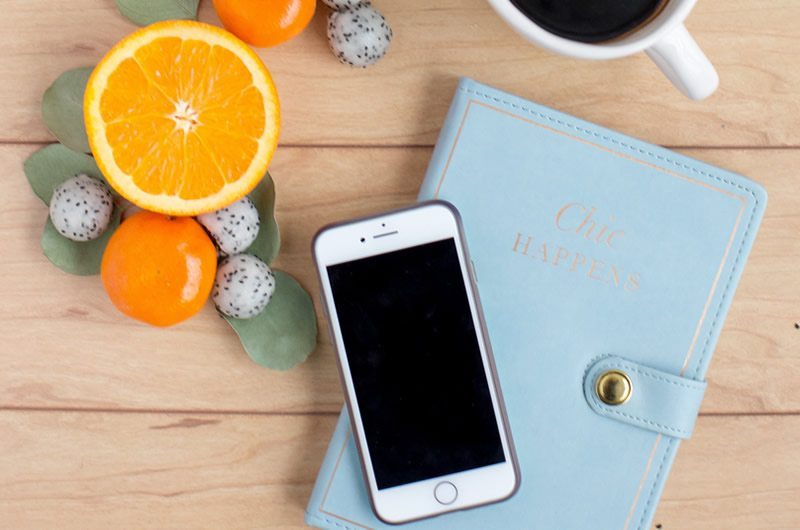 9 Wedding Planning Apps We Love