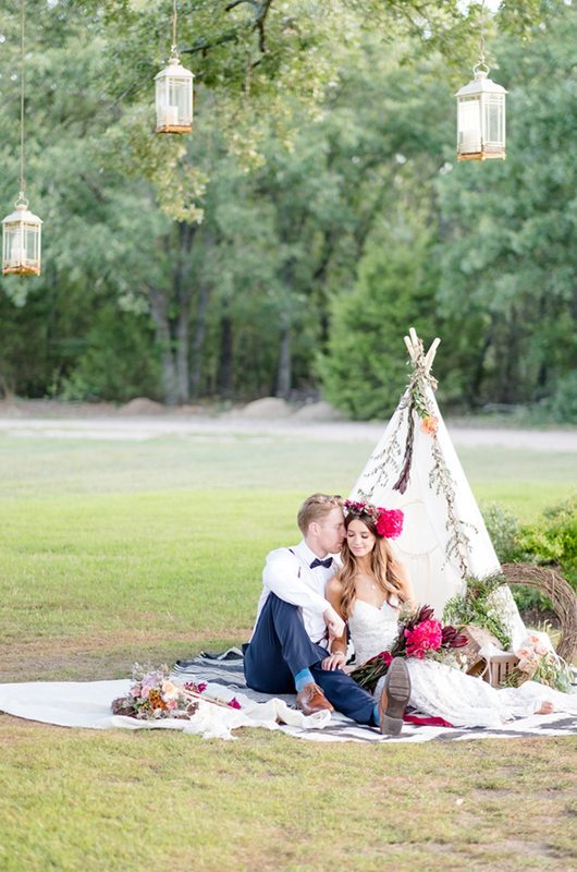 A Pinch Of Pink Bride And Groom With Teepee
