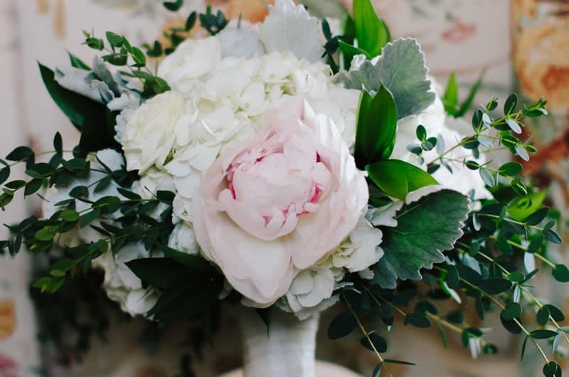 maggie paul wedding lookbook