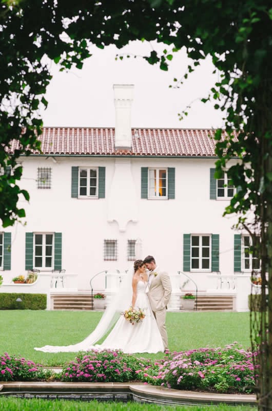 Coastal Wedding Inspiration From Jekyll Island Couple In Garden