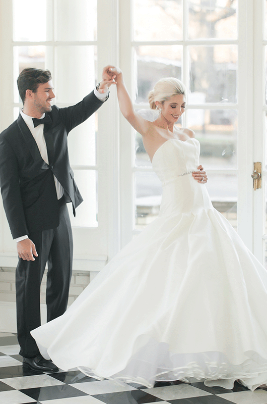 Fresh And Formal Wedding Inspiration Twirling