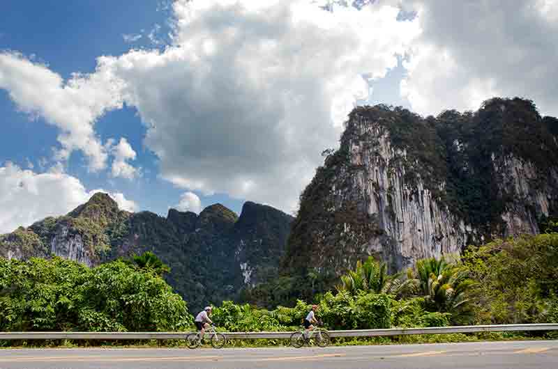 10 Luxury Expeditions For Your Honeymoon