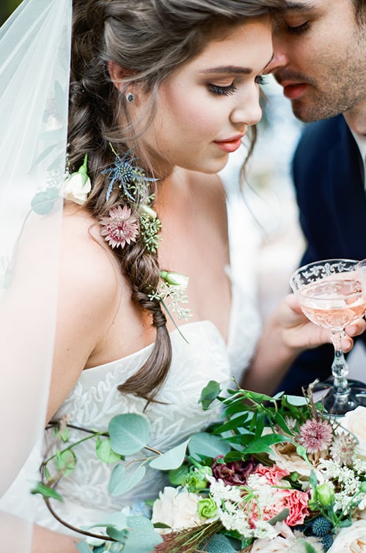 New Orleans Wedding Inspo Close Up