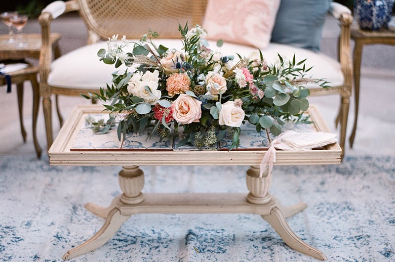 New Orleans Wedding Inspo Flower Table