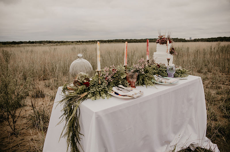 Romantic Halloween Wedding Inspiration Table