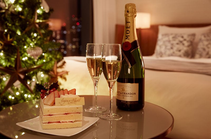 Christmas At The Luxurious Keio Plaza Hotel Tokyo Moet