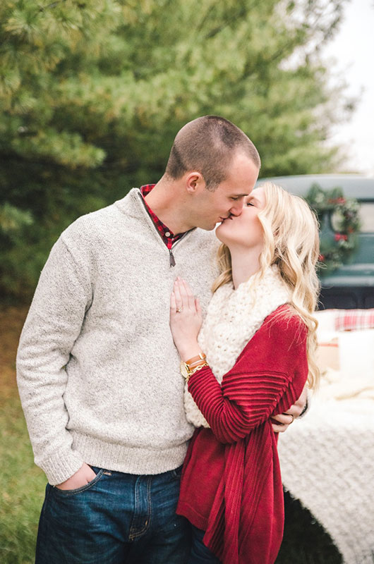 Cozy Holiday Engagement Inspiration Couple 4