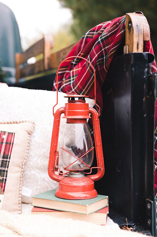 Cozy Holiday Engagement Inspiration Lantern