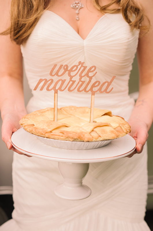 Fall Styled Wedding Pie