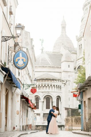 A Parisian Engagement Session To Die For 11