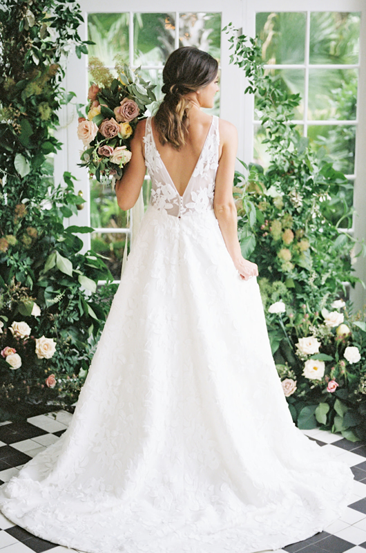 Relaxed Yet Refined Southern Wedding Inspiration Bride