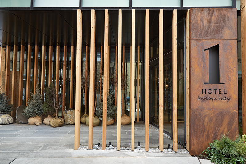 1 Hotel Brooklyn Bridge Exterior Entrance