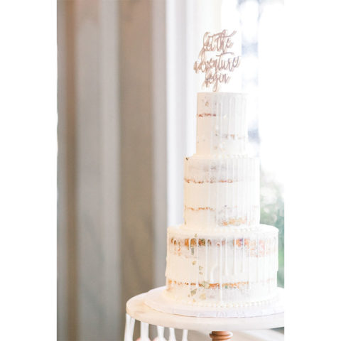 Hannah Kaplan and Jeffrey Plante Villa Blanca Tiered Naked Drip Cake
