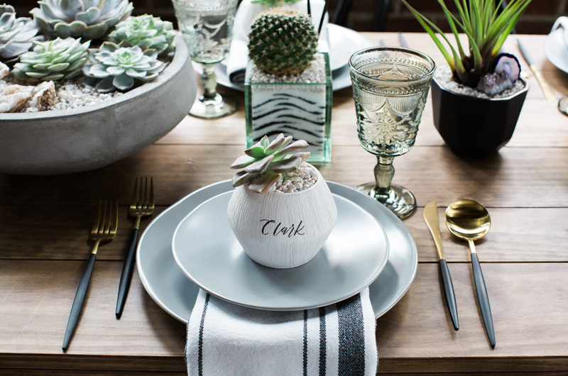 Minimal Organic Wedding Details Place Setting