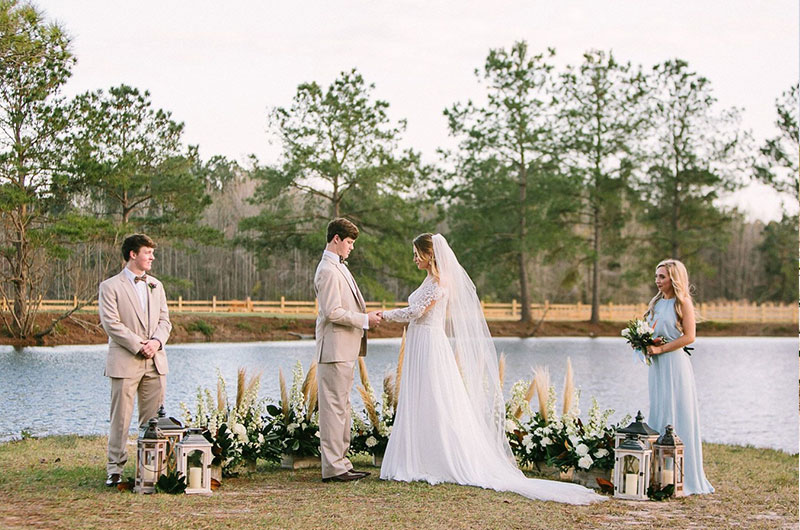 Spring Easter Wedding Alter