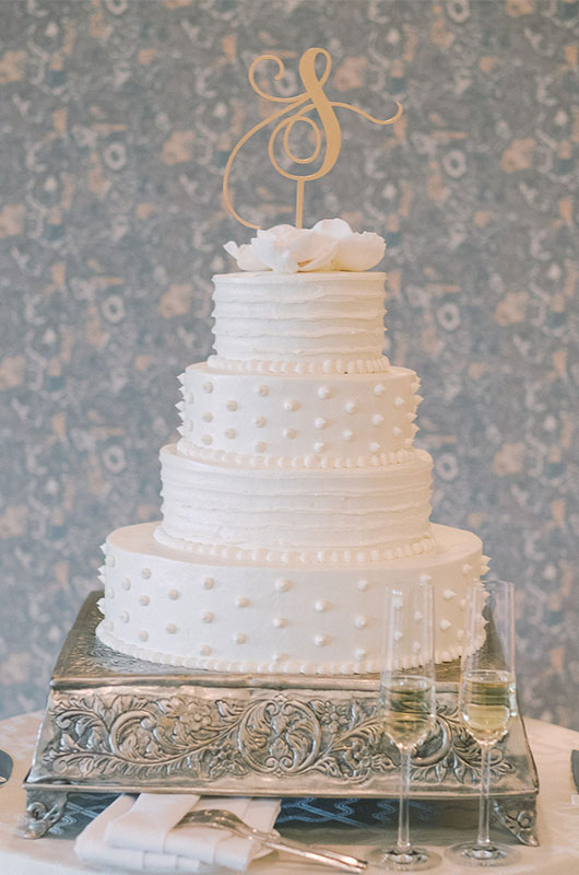 The First Real Weddings At Charlestons Hotel Bennet Make Their Debut Cake