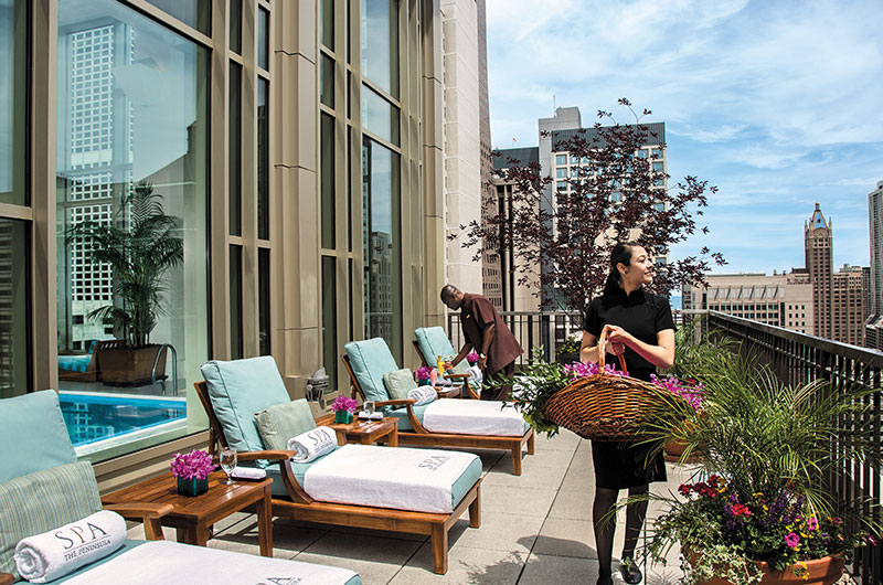 The Peninsula Chicago, Chicago, Illinois Sundeck