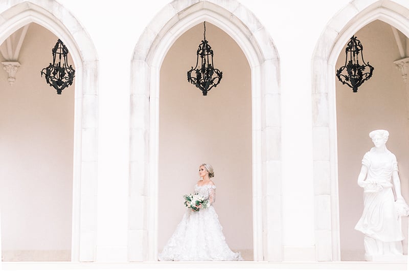 Statuesque Style Lauren Marks Photography Chateau Cocomar Bride