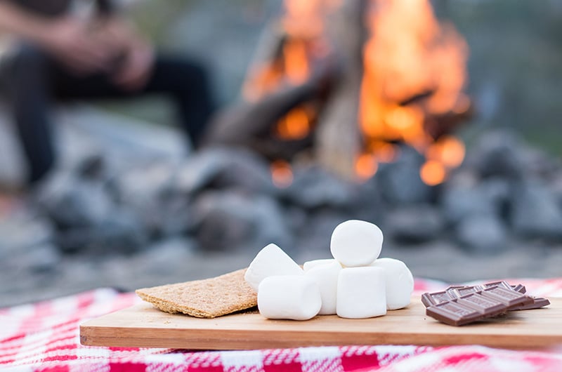 Summer Weddings Call For Smores Smore Set Up (1)