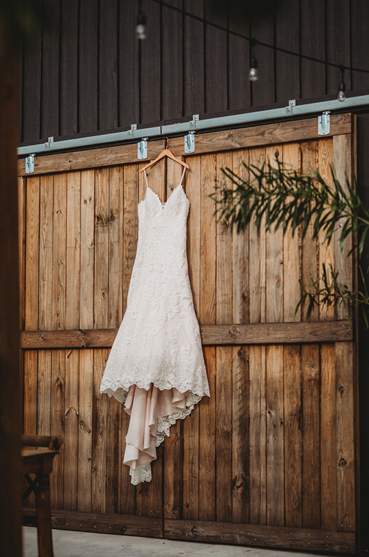 Fall Vibes are in Full Effect at The Edison Barn | Southern Bride