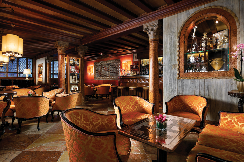 Venice Love On The Grand Canal Hotel Danieli And Gritti Palace Bar And Hotel Dining Room