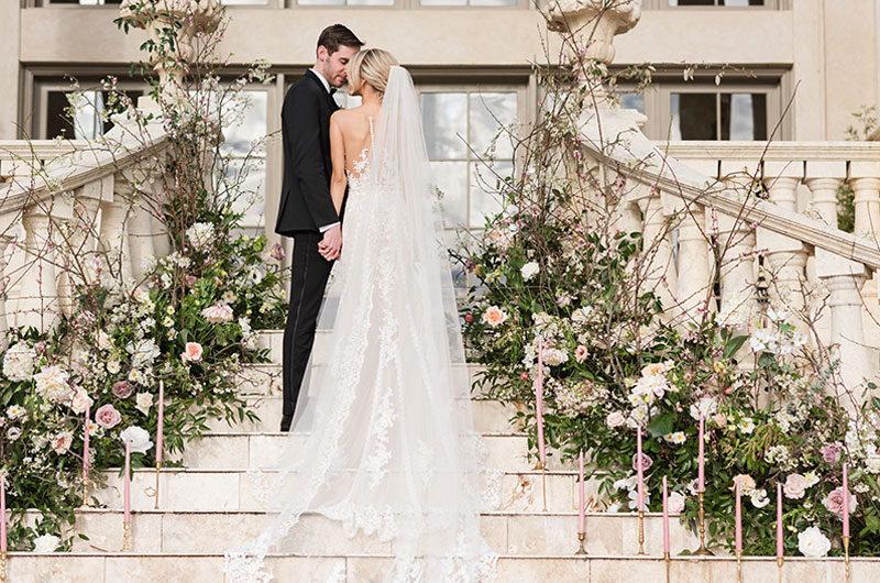 Epic Elegance At An Alabama Lakeside Estate 1 24 20 Epic Elegance At An Alabama Lakeside Estate Couple On Stairs