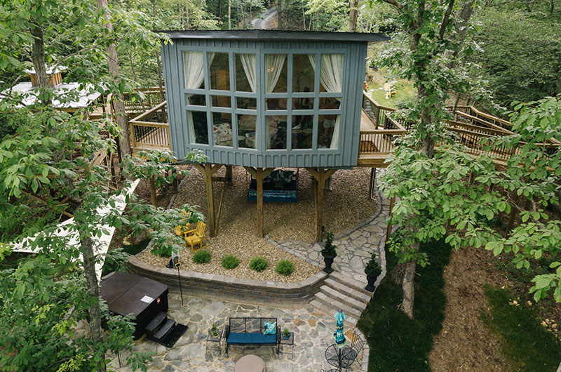 Sulfur Ridge™ is Tennessee’s First Luxury Treehouse™ and Shasta Camp
