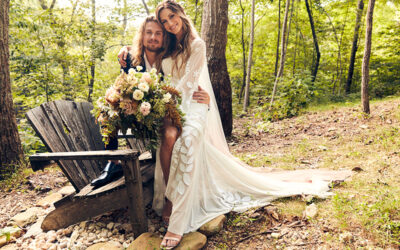 Spring 2020 Cover Couple, Country Singer Rachel Reinert & Musician Caleb Crosby, Hit a Perfect Note With Their Boho Chic Wedding Style