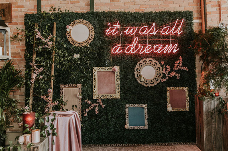 8 Quirky Ways To Spark Your Wedding Vision Lighting