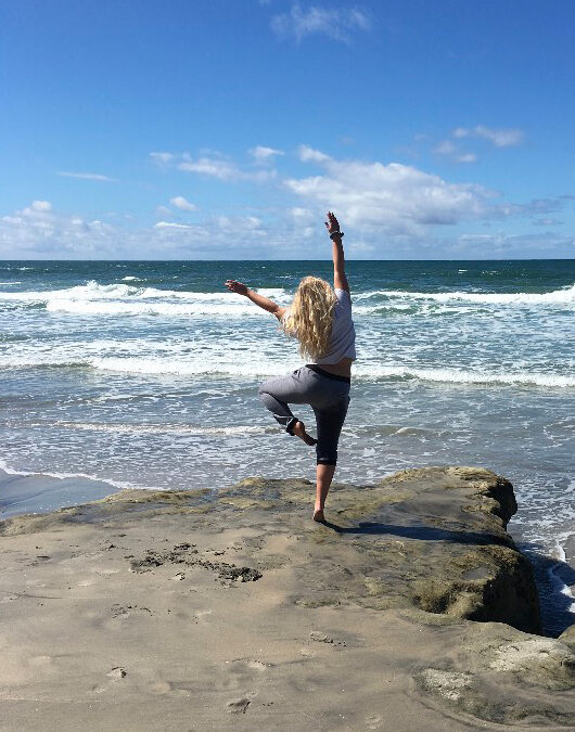 Adopt Meditation As A Mindfulness Technique To Cope With Wedding Stress Macey At Beach