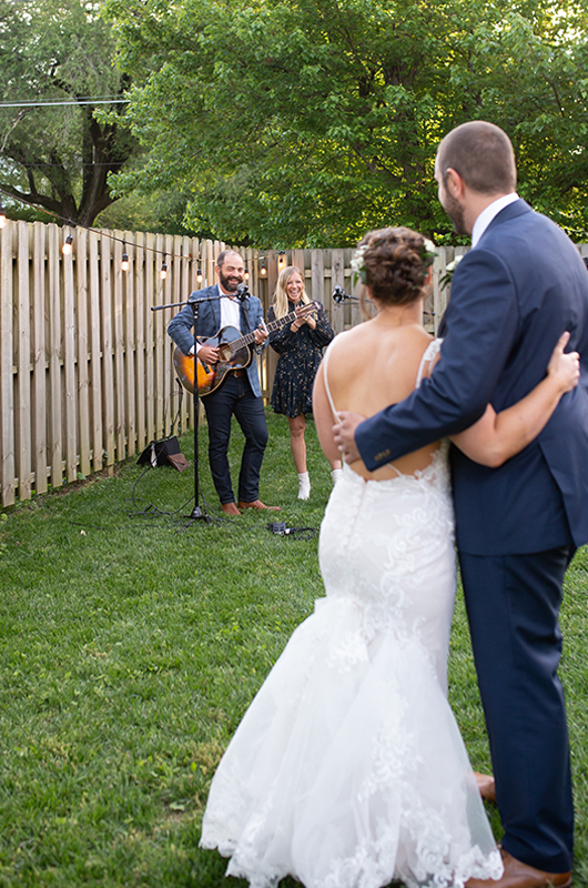Drew & Ellie Holcomb Surprise Wedding Serenade Bride And Groom First Dance With Drew And Ellie