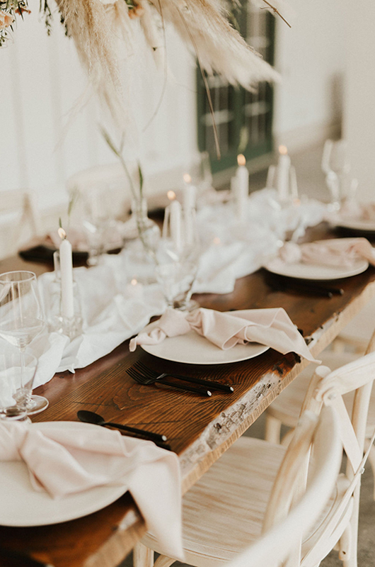Have A Unforgettable Elopement With Amy Marie Events Table