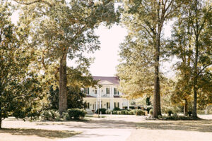 Heartwood Hall Tennessees Popular Wedding Venue Property Picture
