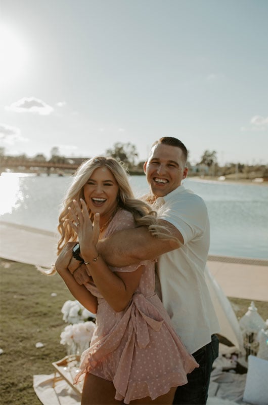 Lifestyle Blogger Madelynn Dunn Says Yes To A Memorable Proposal Smiles