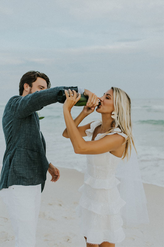 A Simple Seaside Ceremony On Floridas Gulf Coast Champagne A Simple Seaside Ceremony On Floridas Gulf Coast Champagne