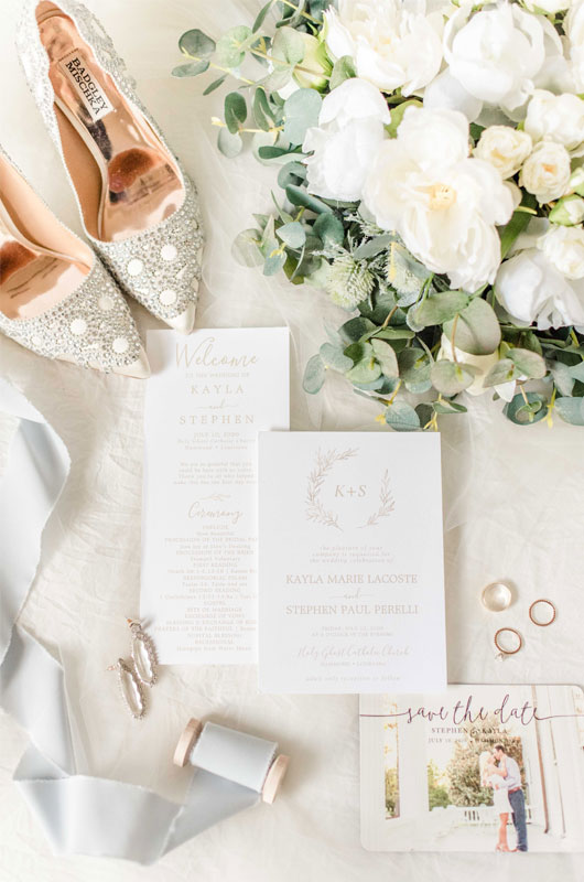 A Romantic Louisiana Summer Wedding Shot By Krystal Troutt Photography Stationary