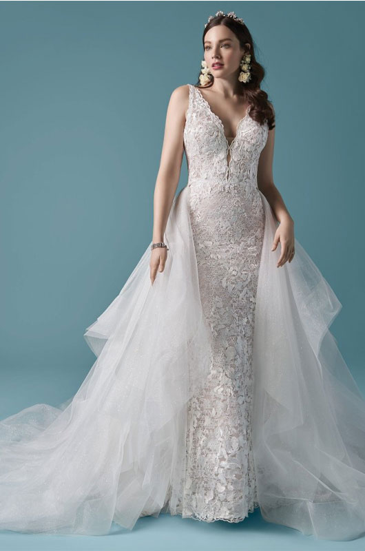 Leading Bridal Boutique Ivory And Beau Shares Wedding Gown Trends For 2021 Deep V Lace Gown