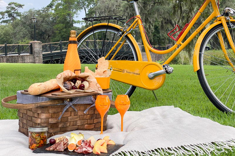 Montage Palmetto Bluff Reveals Micro Wedding Champagne Picnic Experience Picnic Shot