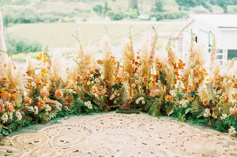 Revamp Your Seasonal Beach Wedding With Dried Floral Accents Growing Up Arrangement