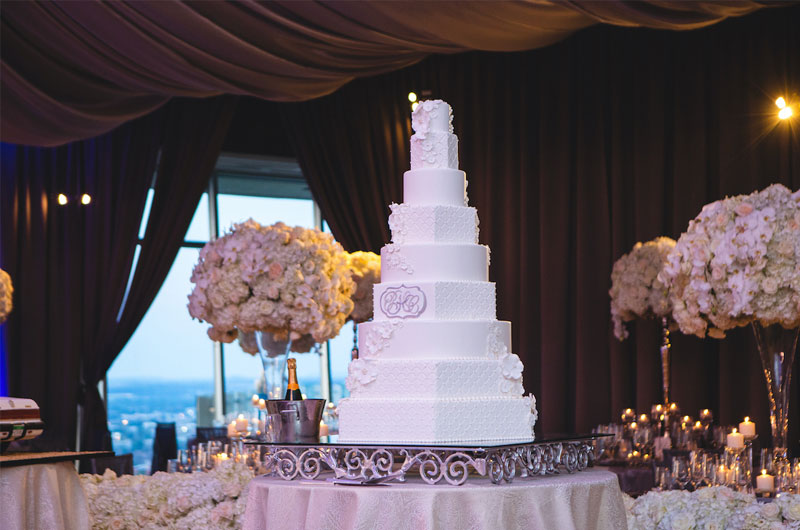 Patti And Chad Hagwoods Elegant Wedding At The Club In Birmingham Alabama White Wedding Cake