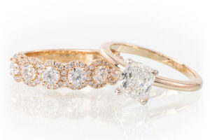 Sissys Log Cabin Commits To Creating Extraordinary Wedding Day Style Gold Set Diamond Ring