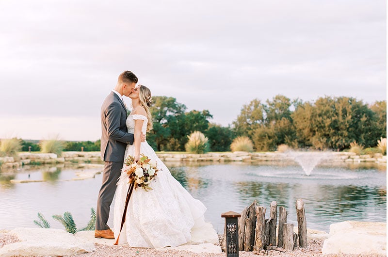 An Idyllic I Do Awaits At Luxury Rustic Venue Hidden River Ranch Pond