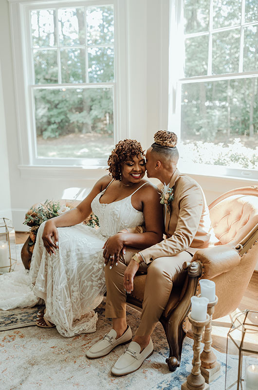 Intimate Timeless Wedding At The McAlister Leftwich House In North Carolina Couple Kissing On Chaise