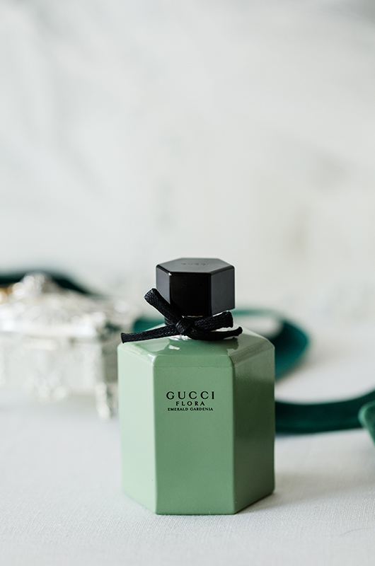 Makenzie Rath And James Waid Winter Wedding In Alabama Brides Perfume