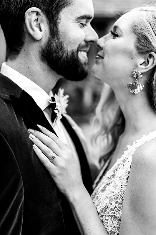 A Contemporary Chic Elopement At The Reynolda House Museum Of American Art Black And White Couple Portrait