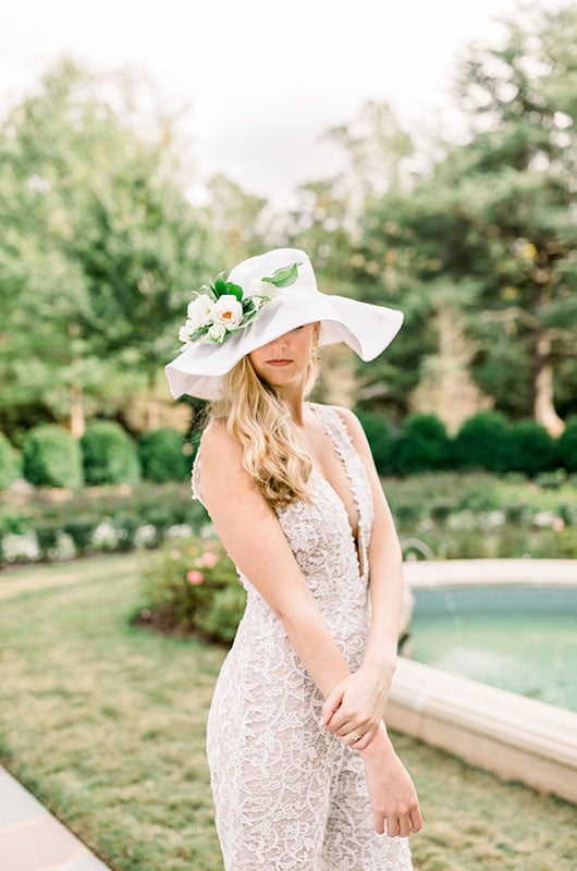 A Contemporary Chic Elopement At The Reynolda House Museum Of American Art Bride Solo Shot With Floppy Hat