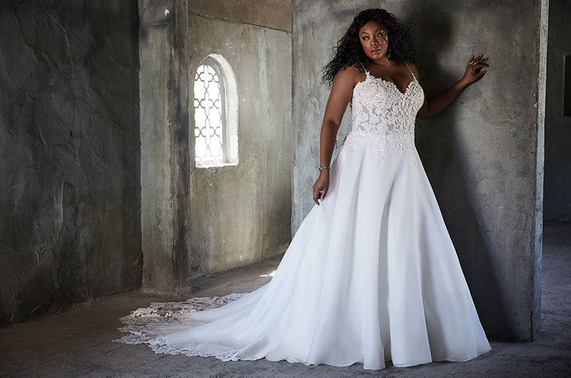 Project Runway Supermodel Liris Crosse Discusses Diversity in the Bridal Fashion Industry