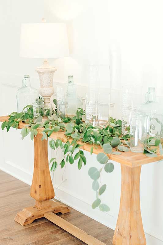 Andrea Roda And Harry Adderholt Say ‘I Do’ At The Grandeur House Wedding Decor Andrea Roda And Harry Adderholt Say ‘I Do’ At The Grandeur House Wedding Decor