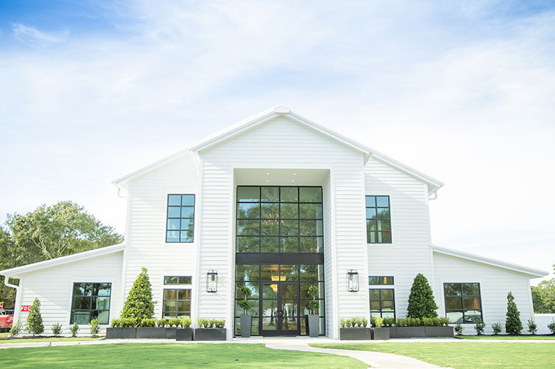 Brooke And Shane Moran Are The First Couple To Be Married At Boxwood Manor In Tomball, Texas Venue