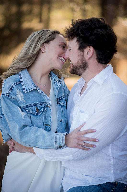 Cassidy Gubin And Eric Goldberg Have A Friends Inspired Engagement Smiling